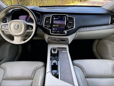 Used 2023 Volvo XC90 T8 Ultimate AWD/4WD image 20