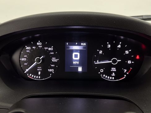 Used 2026 RAM ProMaster 2500 w/ Convenience Group FWD image 11