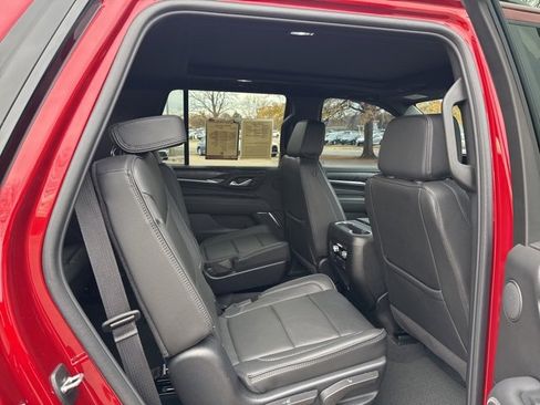 Used 2024 GMC Yukon Denali image 13