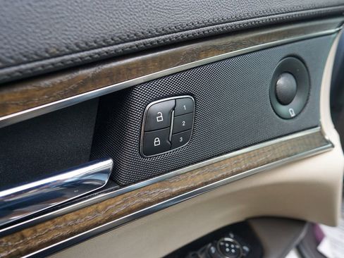 Used 2020 Lincoln Nautilus Reserve w/ Equipment Group 201A FWD image 21