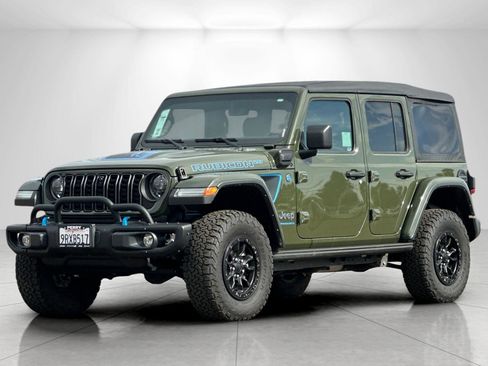 Used 2023 Jeep Wrangler Unlimited Rubicon 4xe image 7