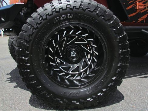 Used 2011 Jeep Wrangler Unlimited Sport AWD/4WD image 22