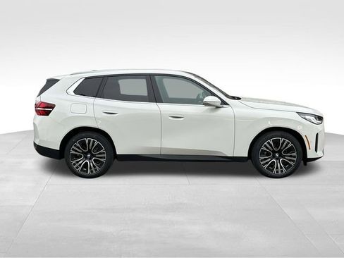 New 2026 BMW X3 xDrive30 w/ Convenience Package AWD/4WD image 2
