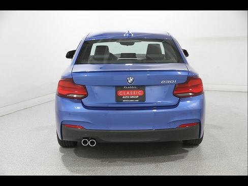 Used 2021 BMW 230i Coupe w/ M Sport Package RWD image 21