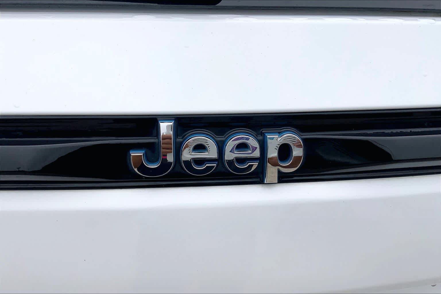 Used 2022 Jeep Grand Cherokee Limited 4xe AWD/4WD image 31