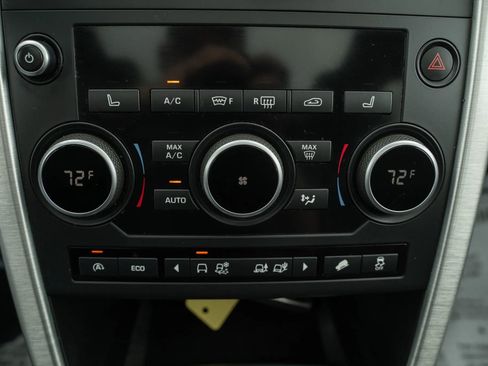 Used 2016 Land Rover Discovery Sport HSE AWD/4WD image 29