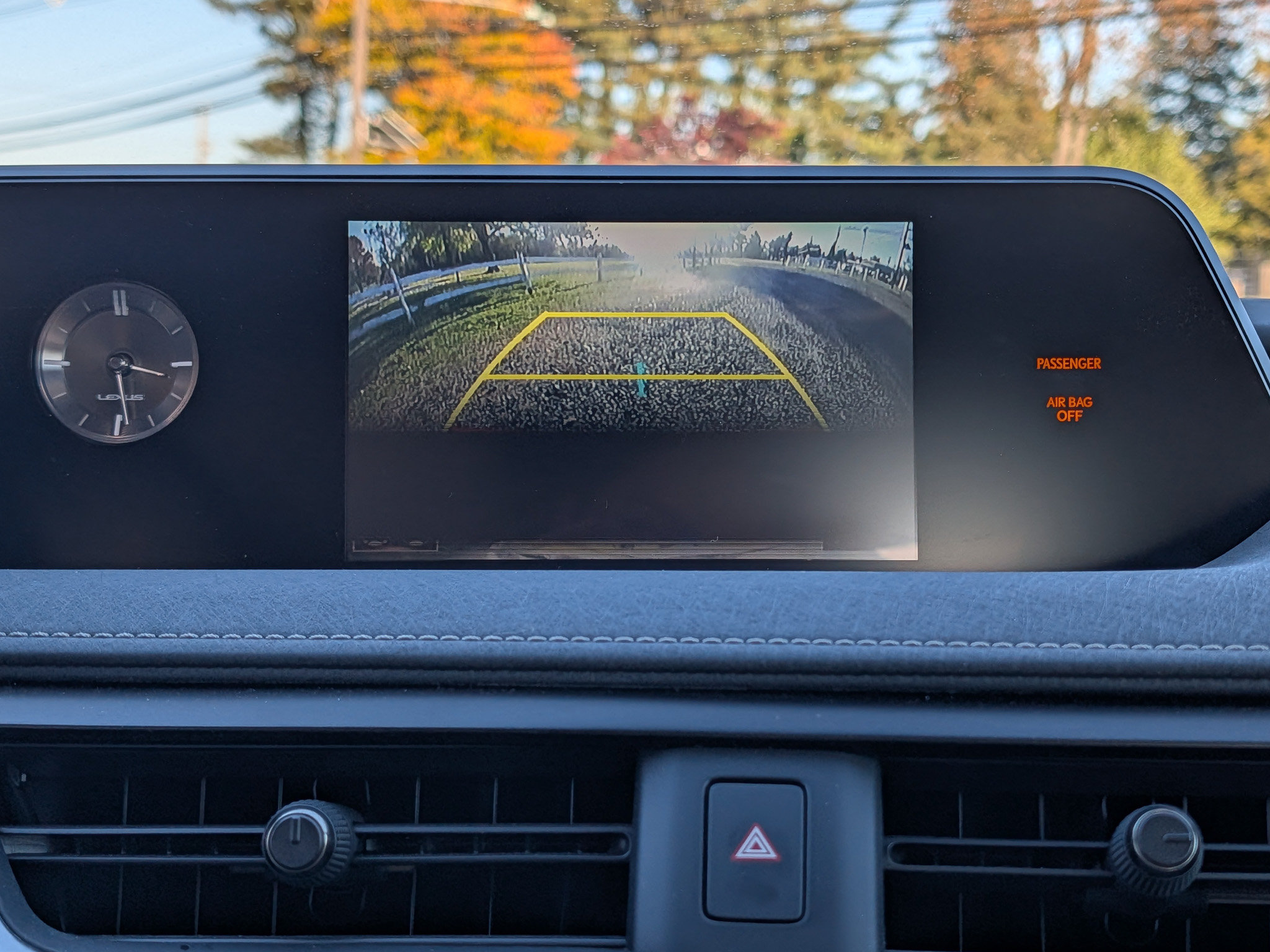 Used 2019 Lexus UX 200 w/ Premium Package FWD image 22