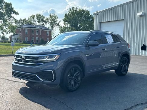 Used 2022 Volkswagen Atlas Cross Sport SEL R-Line AWD/4WD image 3