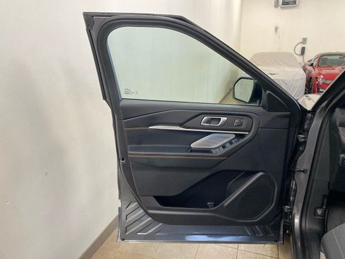 Used 2026 Ford Explorer Tremor w/ Tremor Ultimate Package AWD/4WD image 15