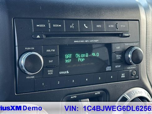 Used 2013 Jeep Wrangler Unlimited Sahara w/ Connectivity Group image 33