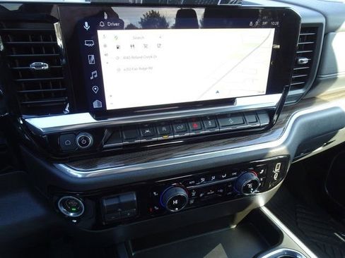 New 2025 Chevrolet Silverado 1500 LT Trail Boss image 9