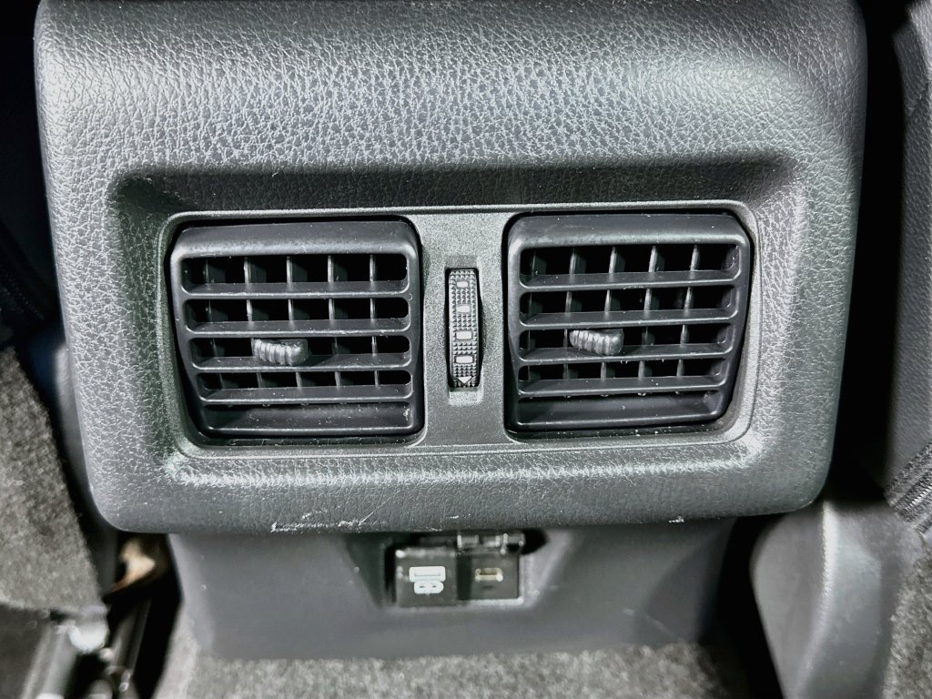 Used 2025 Toyota Camry SE FWD image 25