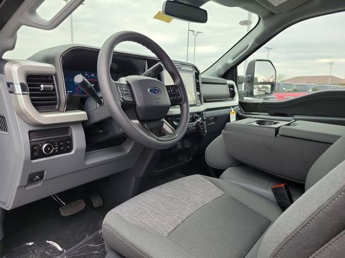 New 2026 Ford F250 XLT image 21