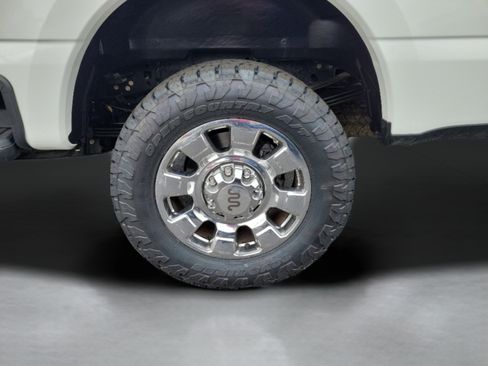 Used 2023 Ford F250 King Ranch w/ Chrome Package AWD/4WD image 32