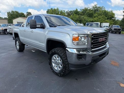 Used 2015 GMC Sierra 2500 SLE AWD/4WD image 6