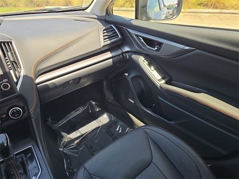 Used 2023 Subaru Crosstrek 2.5i Limited image 12