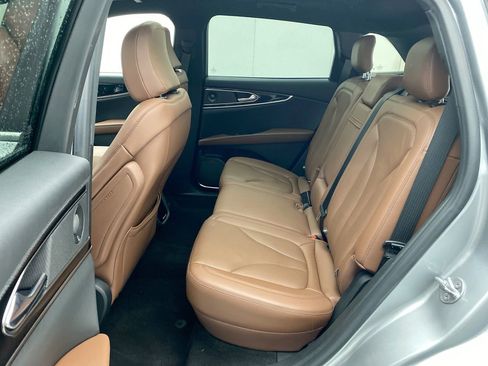 Used 2021 Lincoln Nautilus Reserve AWD/4WD image 24