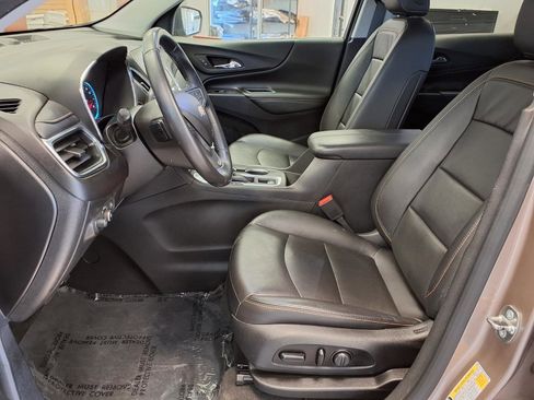 Used 2019 Chevrolet Equinox Premier FWD image 19