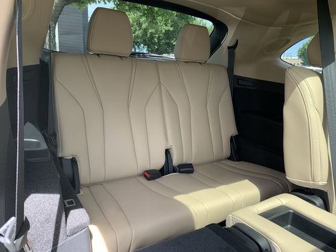 Used 2025 Acura MDX FWD w/ Technology Package image 33