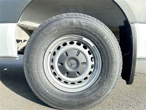 New 2025 Mercedes-Benz Sprinter 2500 image 2
