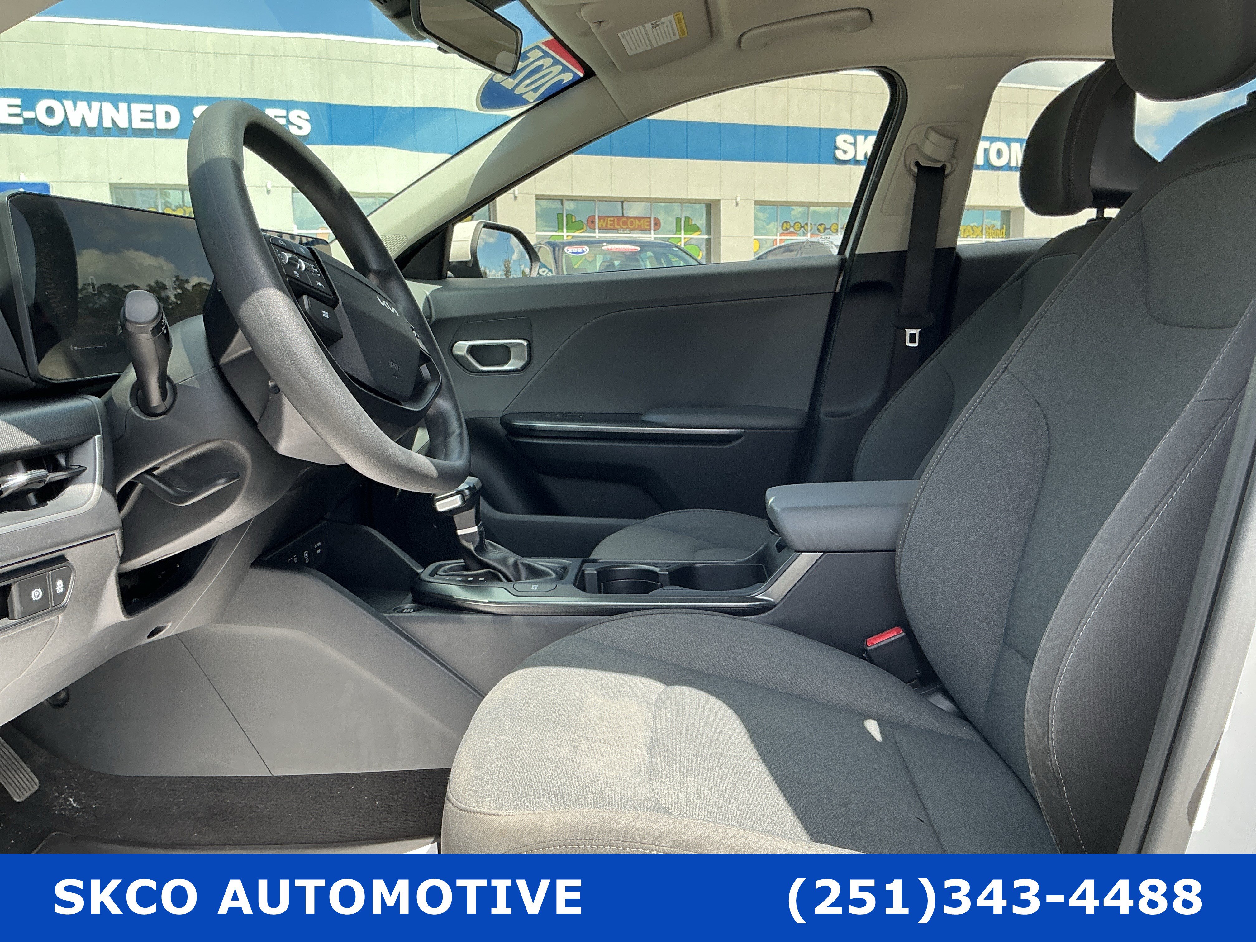 Used 2025 Kia K4 FWD image 11