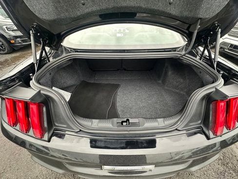 Used 2020 Ford Mustang GT w/ Equipment Group 301A image 21