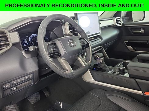 Used 2024 Toyota Tundra Limited AWD/4WD image 7