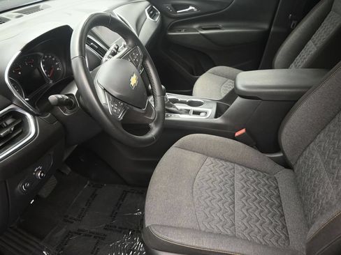 Used 2024 Chevrolet Equinox LT FWD image 12