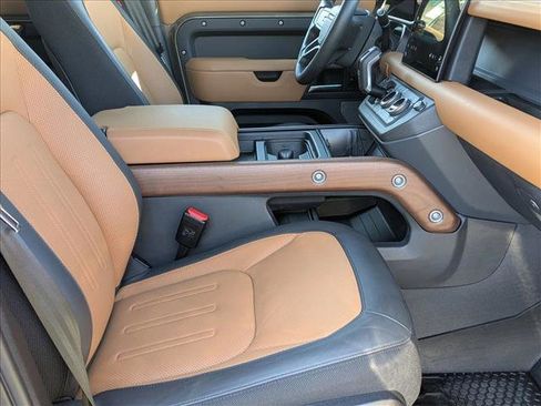 Certified 2024 Land Rover Defender 110 X image 22
