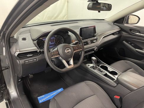 Used 2023 Nissan Altima 2.5 SV image 19