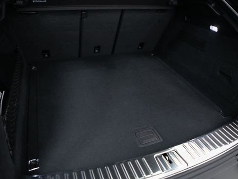 Certified 2022 Porsche Cayenne Coupe image 31