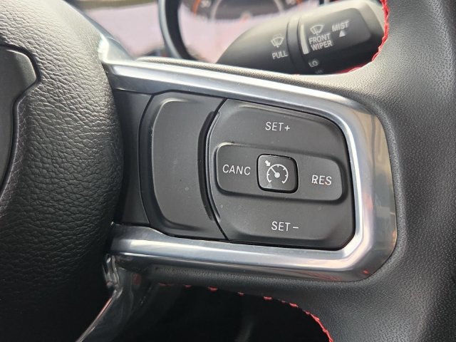 Used 2023 Jeep Gladiator Rubicon w/ Trailer Tow Package AWD/4WD image 14