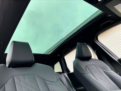 Used 2025 BMW X3 xDrive30i w/ Premium Package image 24