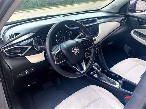 Used 2020 Buick Encore GX Preferred w/ Sport Touring Package FWD image 17