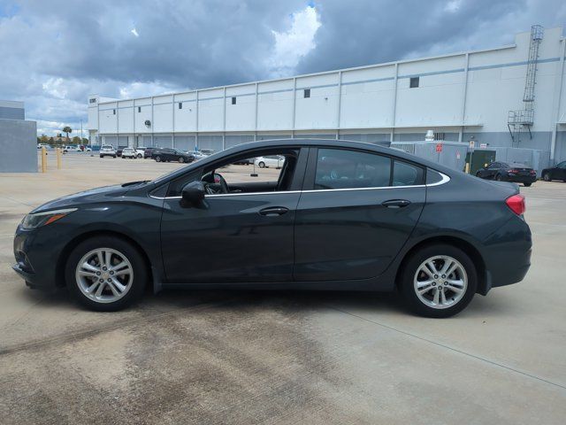 Used 2018 Chevrolet Cruze LT FWD image 8
