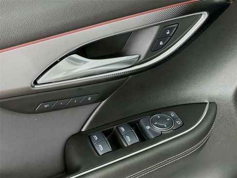 Used 2024 Buick Envision Sport Touring image 21