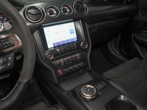 Used 2021 Ford Mustang Shelby GT500 w/ Carbon Fiber Handling Package RWD image 43