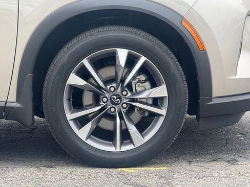 Used 2024 INFINITI QX60 Luxe image 3