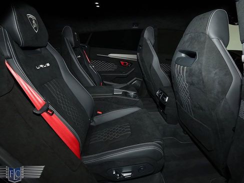 Used 2023 Lamborghini Urus Performante image 22