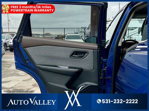 Used 2021 Nissan Rogue S image 20