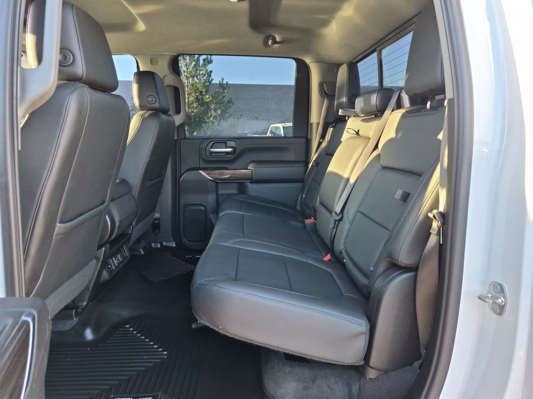 Used 2020 Chevrolet Silverado 3500 LT w/ Convenience Package AWD/4WD image 27