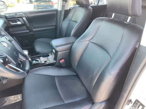 Used 2017 Toyota 4Runner TRD Off-Road Premium image 13