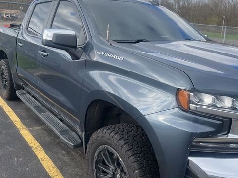 Used 2022 Chevrolet Silverado 1500 LT image 10