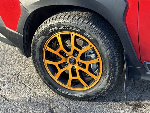 Used 2024 Subaru Crosstrek 2.5i Wilderness w/ Wilderness Package image 12