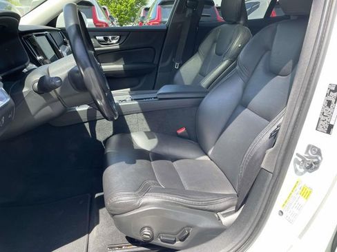 Used 2020 Volvo V60 T5 Cross Country w/ Protection Package Premier AWD/4WD image 11