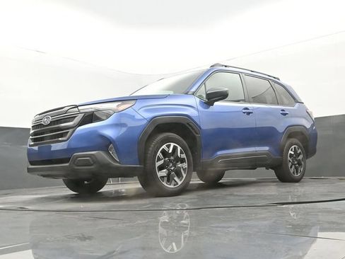 Used 2026 Subaru Forester Premium AWD/4WD image 12