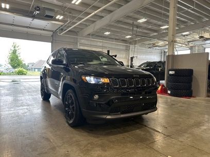 New 2025 Jeep Compass Latitude w/ Altitude Special Edition