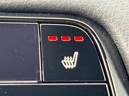 Certified 2025 Honda Pilot Sport image 22