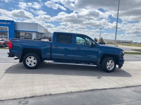 Certified 2018 Chevrolet Silverado 1500 LT w/ All Star Edition AWD/4WD image 2