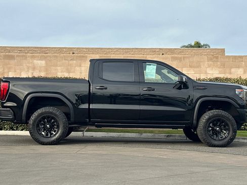 Used 2024 GMC Sierra 1500 AT4X w/ AT4X AEV Edition image 3